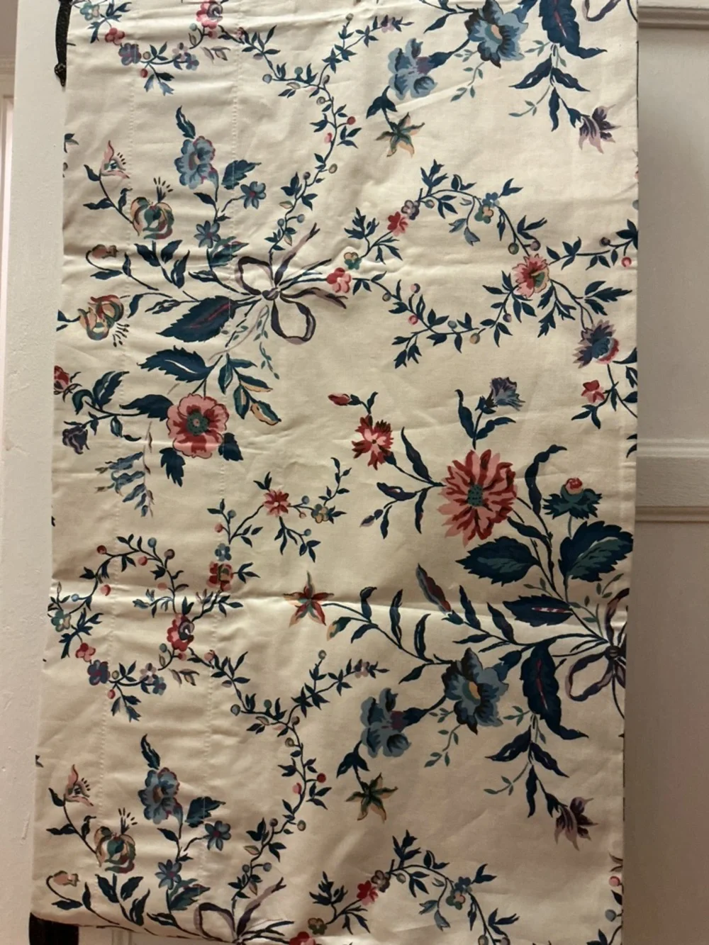 NWOT Waverly Nantucket Stroll Wisteria Floral Valance